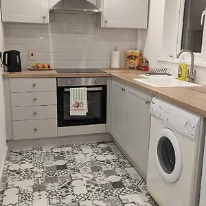 Apartment Stylish Family House Close To Heart Of With Free Parking, Belfast